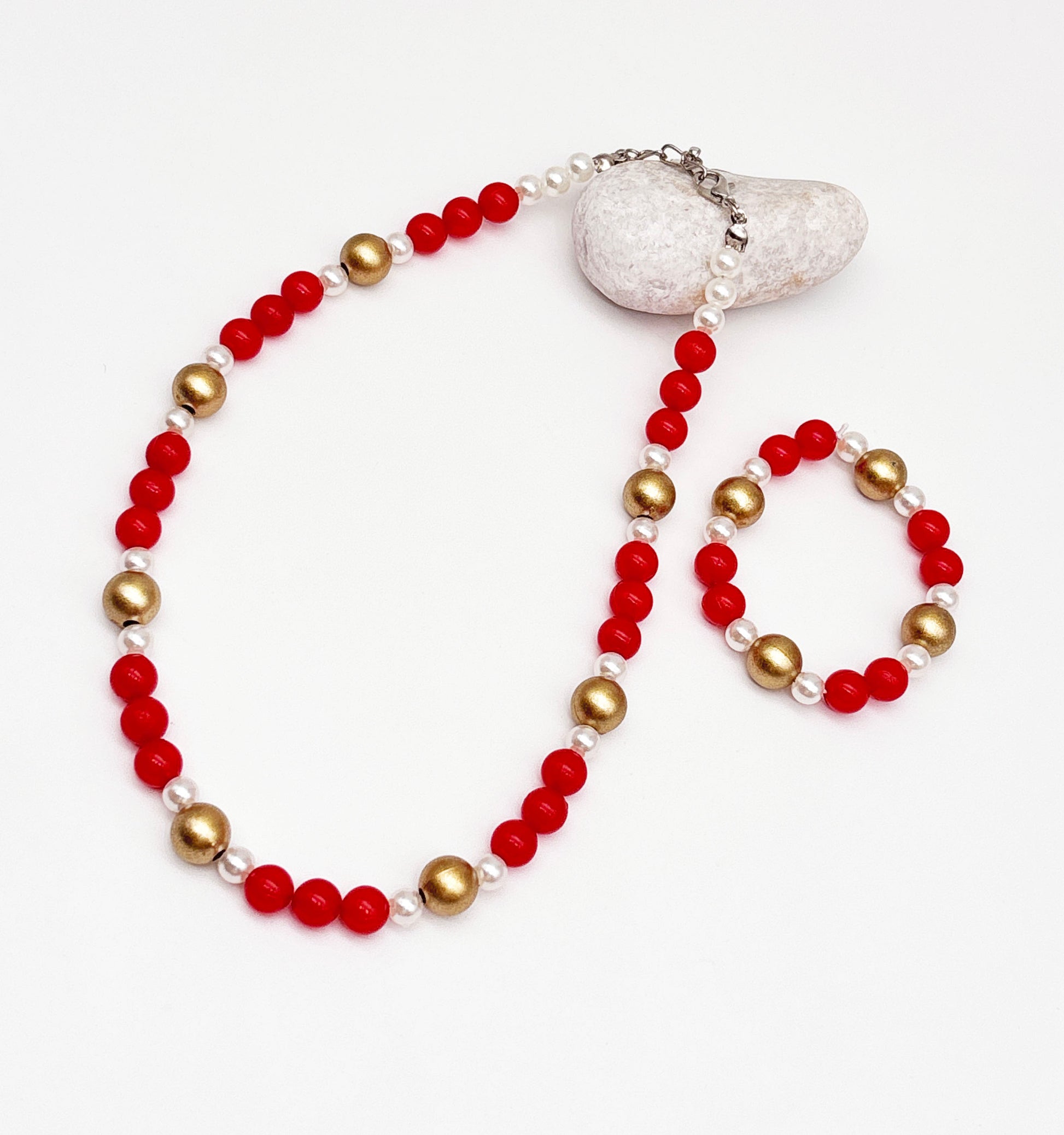 Kids Scarlet Beaded Necklace & Braclet Set