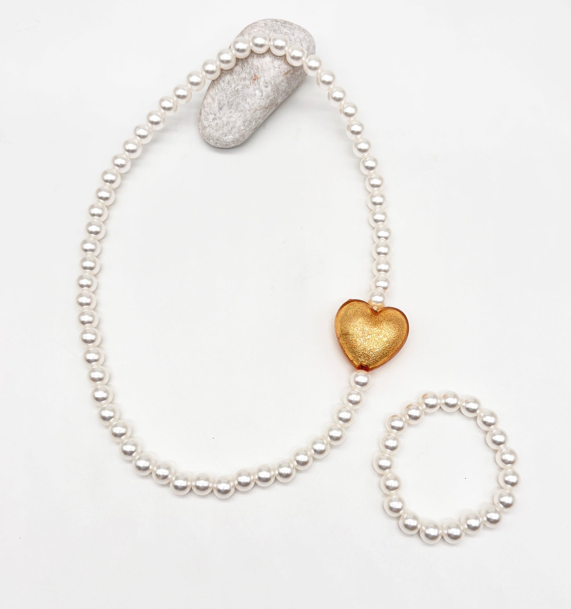 Gold Heart Bead Pearl Necklace & Bracelet Set- White, Gold