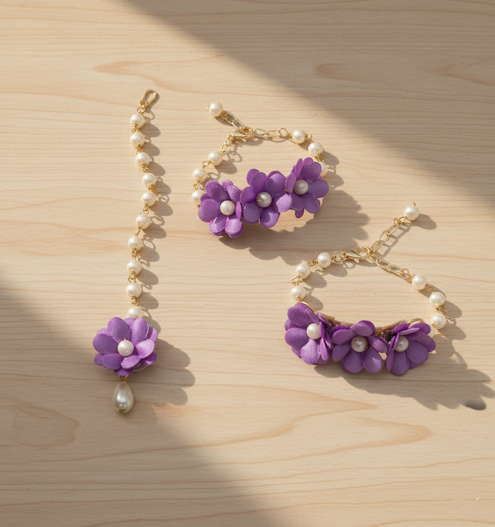 Kids Gul Floral Bracelets & Maang Teeka Set - Mauve