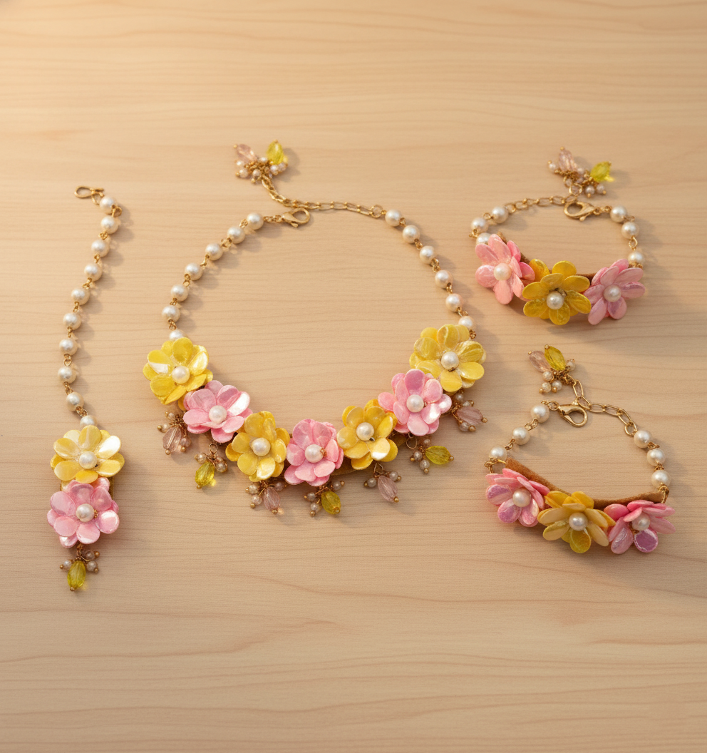 Kids Sadabahar Glam Floral Necklace, 2 Bracelets & Maang Teeka Set (Pink)