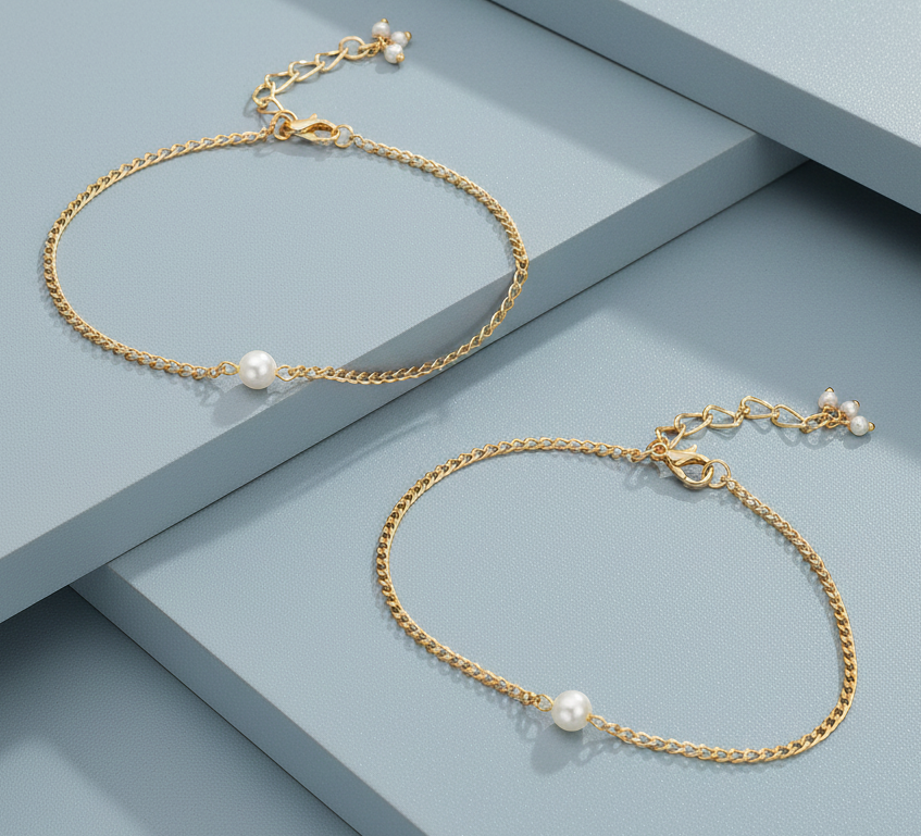 Pearl Bead Detailed Anklets (Off White)