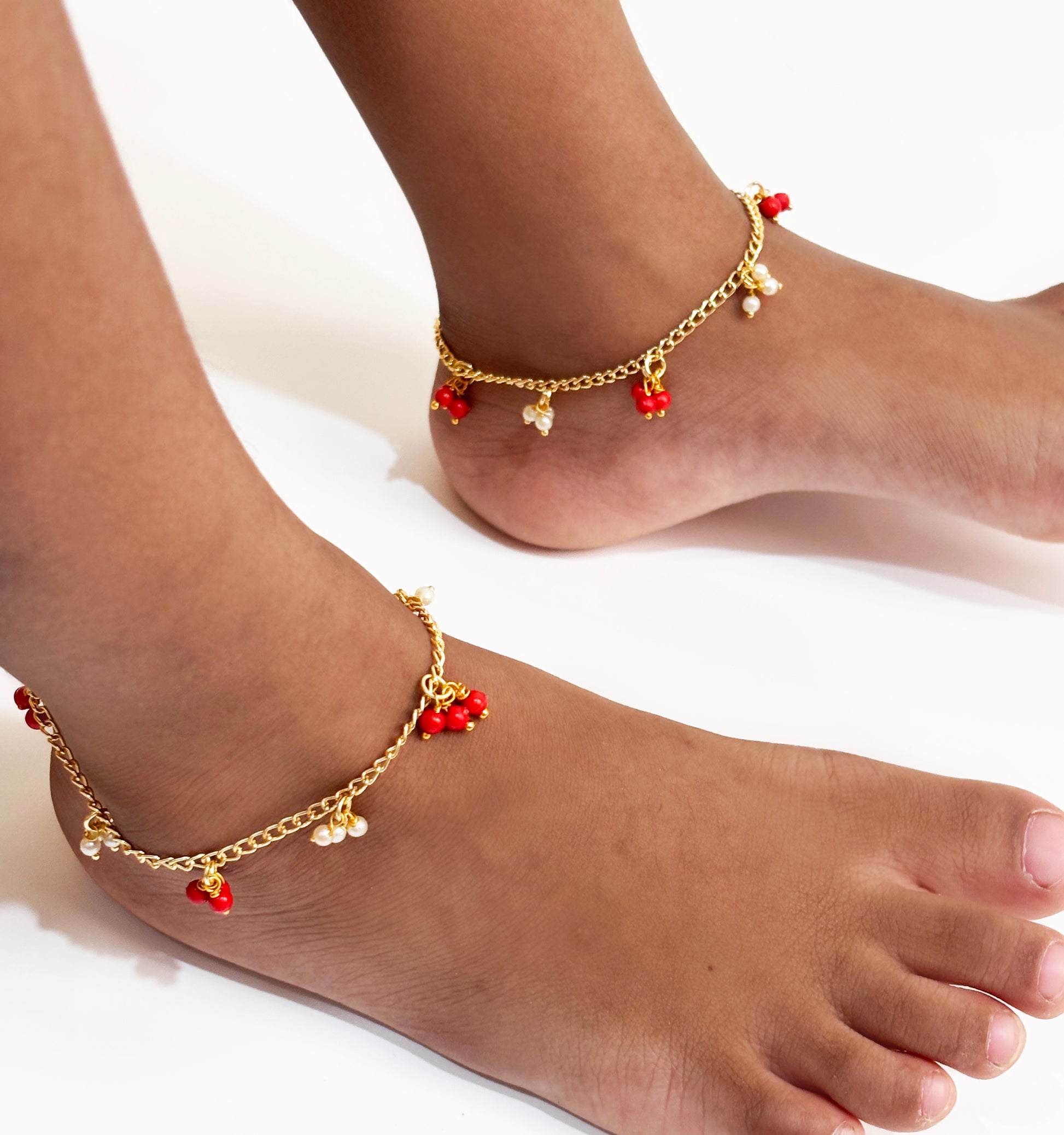 Kids Leheriya Kum-Kum Dangling Bead Anklets (Red)