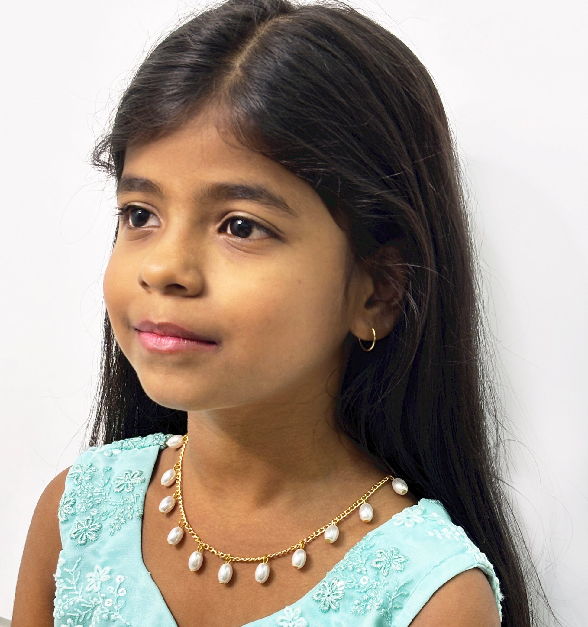 Pearl Drops Necklace