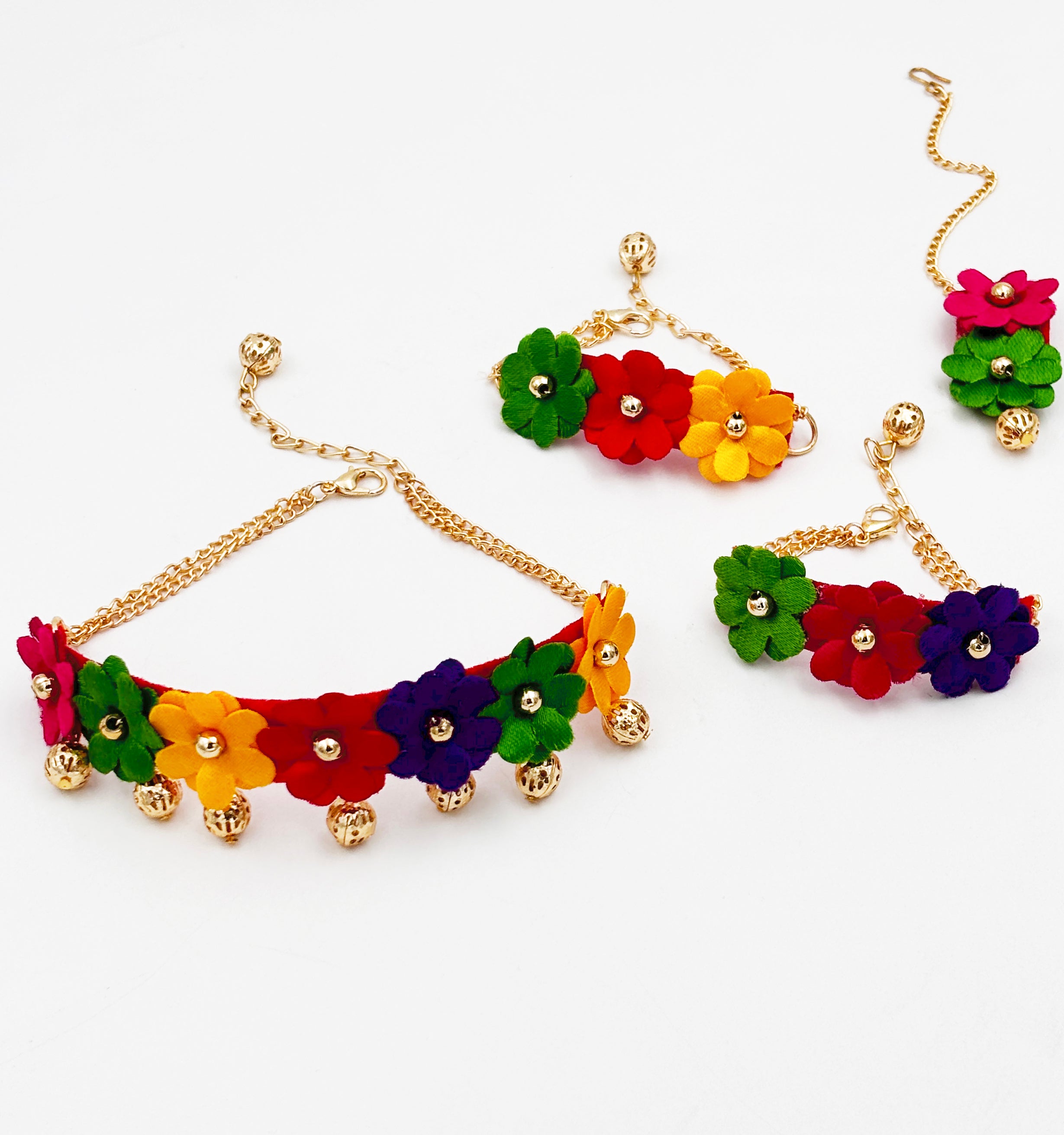 Lavanya Floral Necklace, 2 Bracelets & Maang Teeka Set (Multicolor)