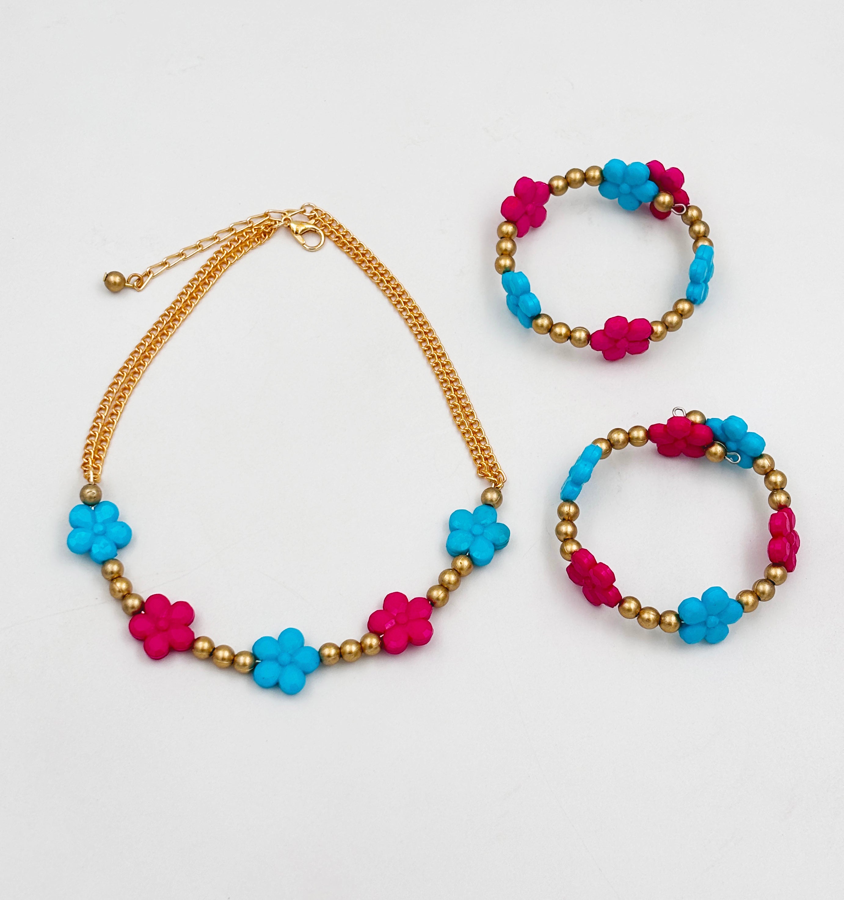 Image of Flower Beads Detailed Necklace & 2 Bracelets Set (Ferozi Blue)