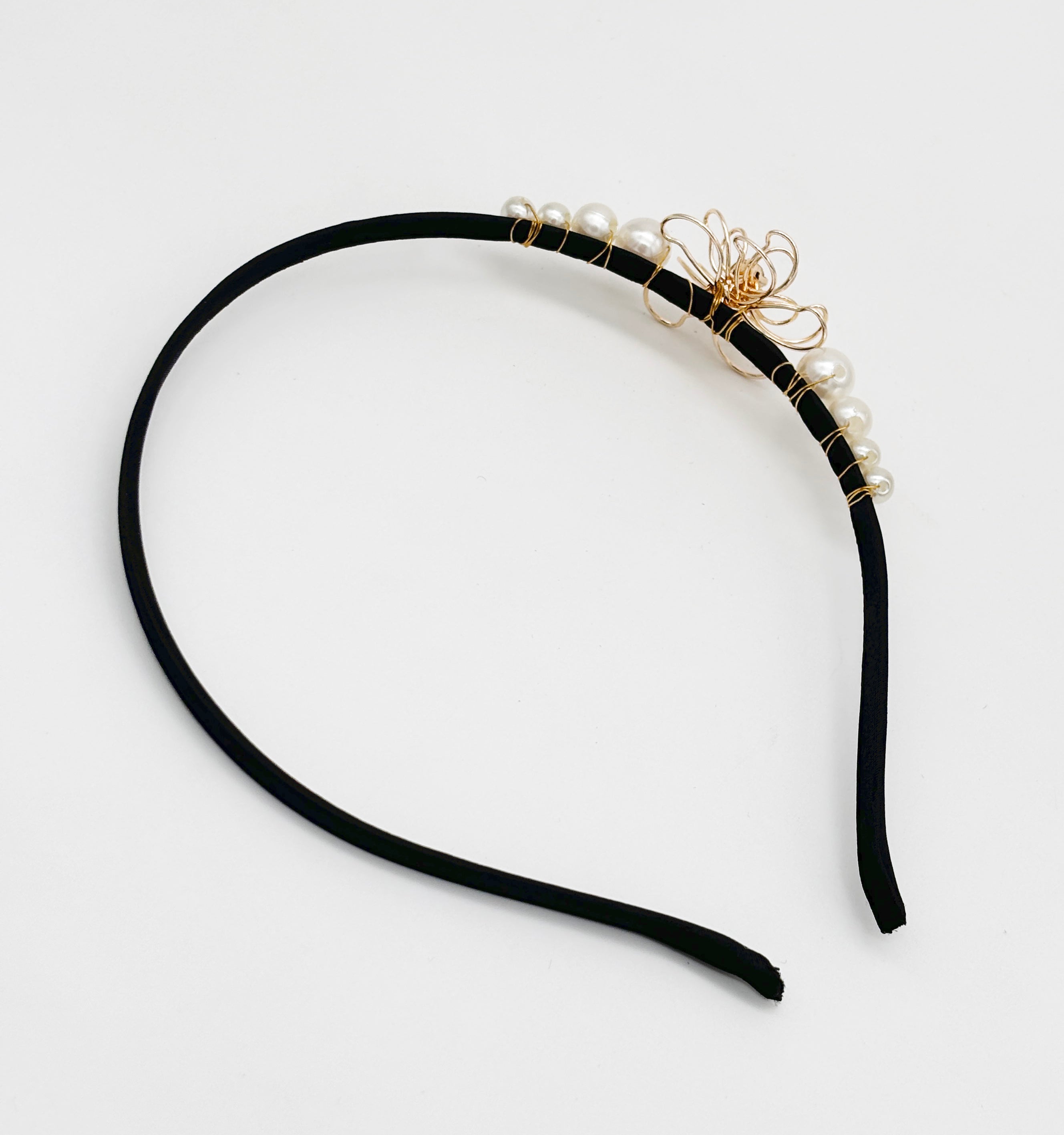 Image of Pearls Metal Wire Flower Hairband