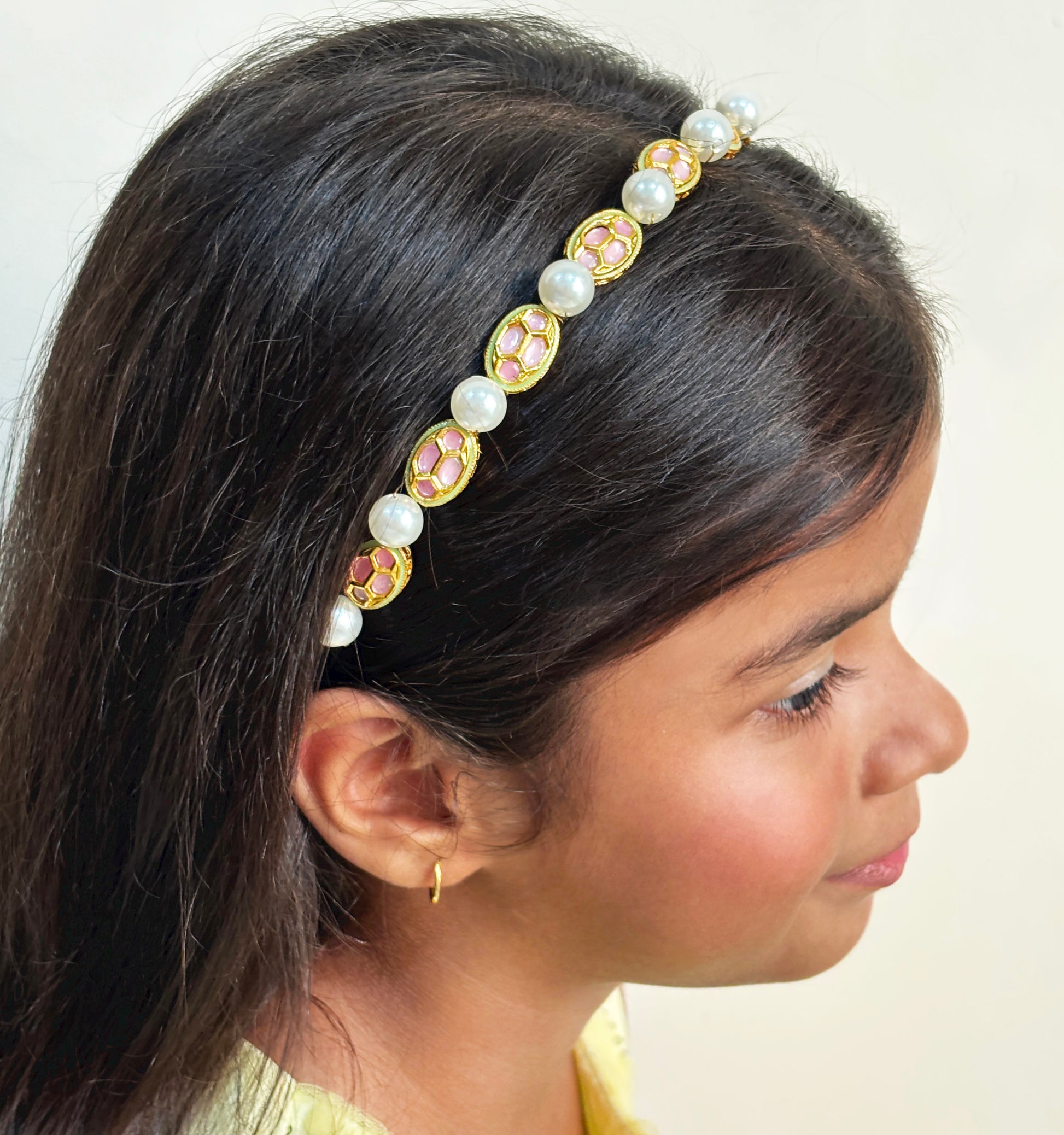 Jewelled Kundan Pearls Detail Hairband - Main Image
