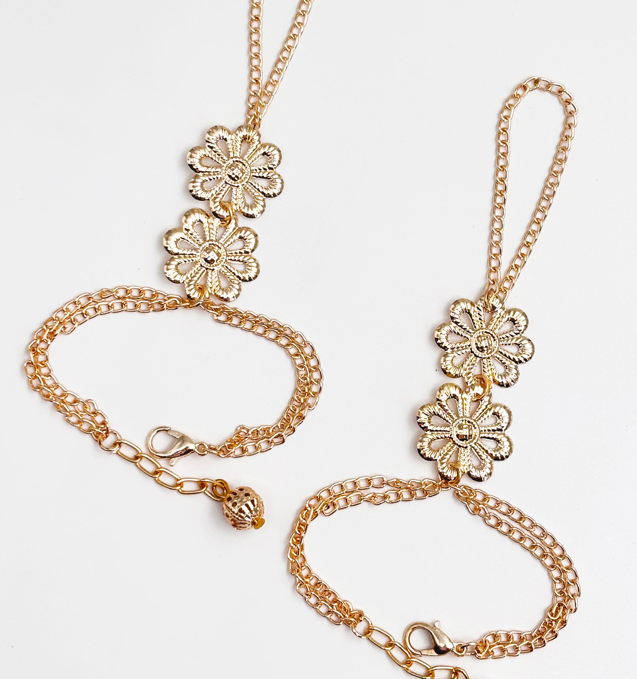 Sunehri Filigree Floral Haathphools Set