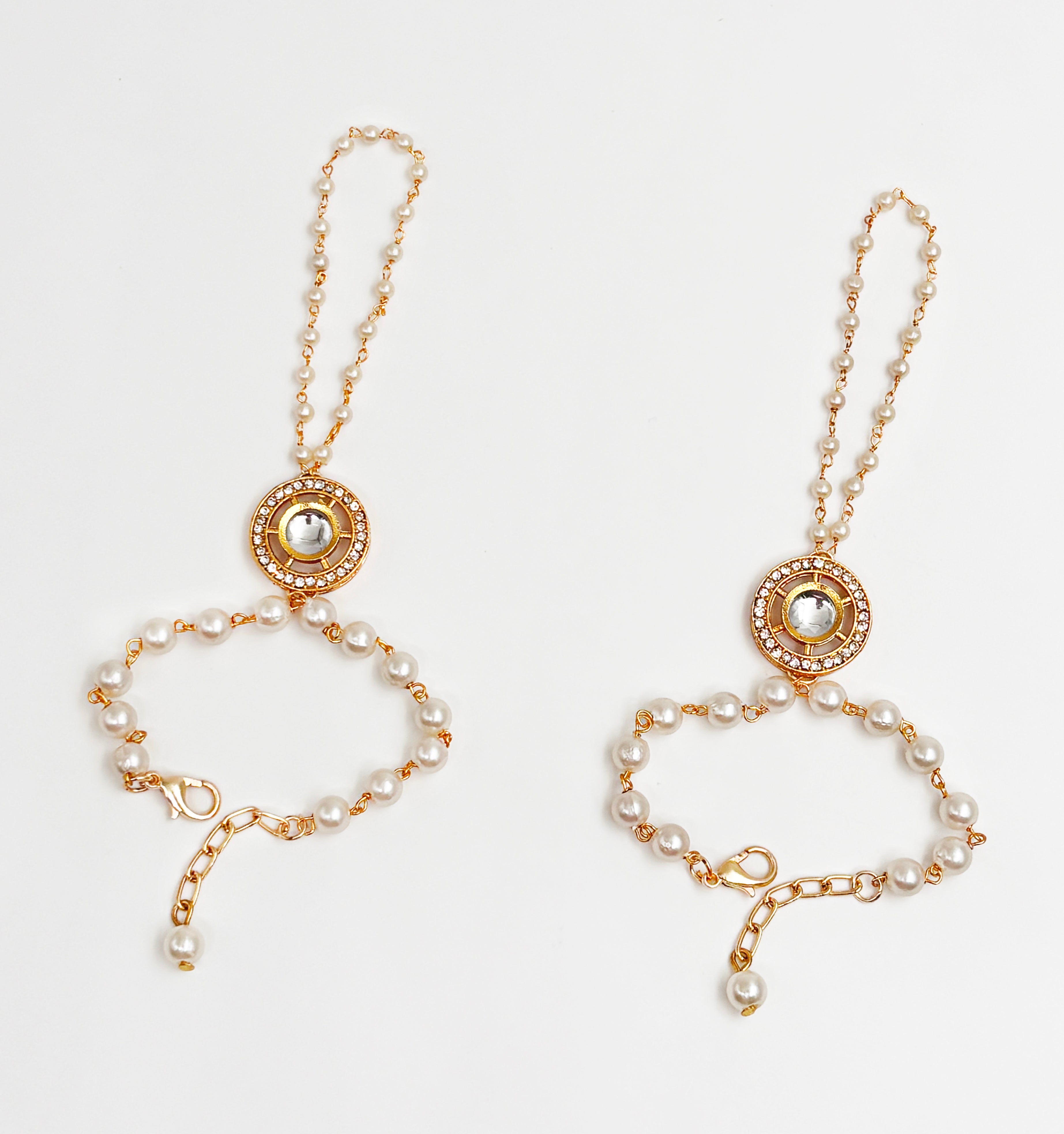 Kayra Kundan & Crystals Haathphools & Maang Teeka Set