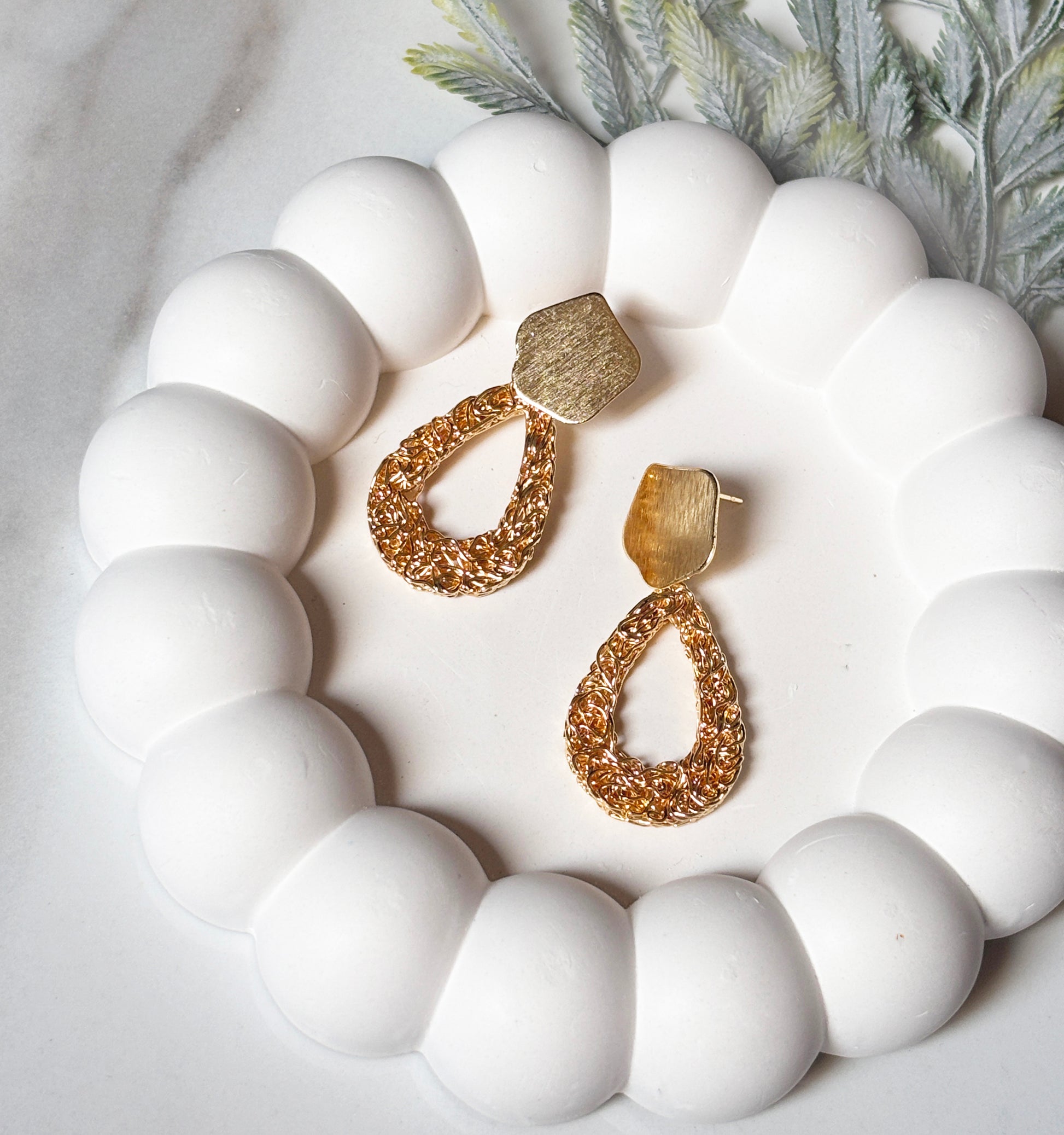 Luna Grace Gold Mesh earrings