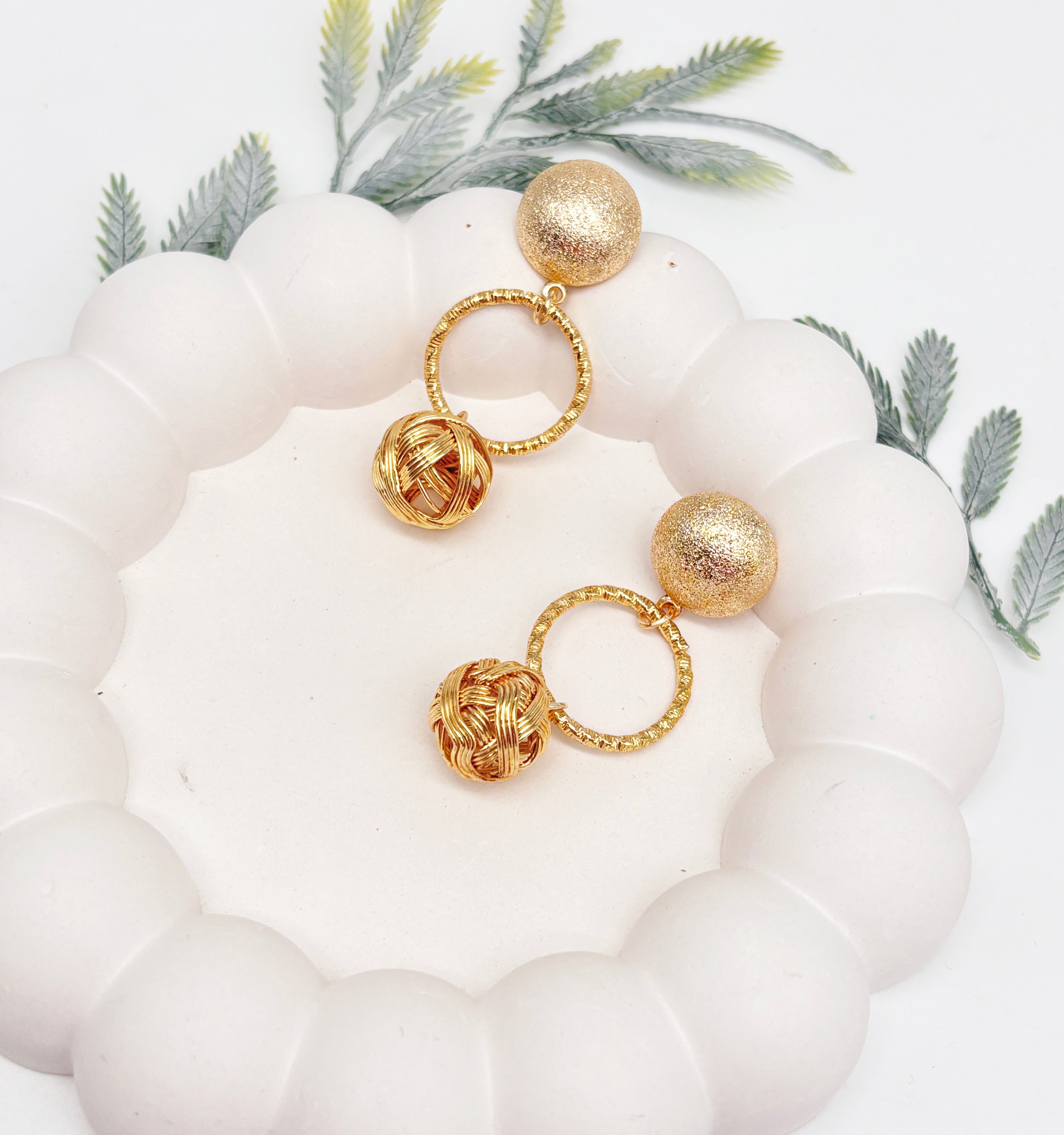 Image of Aria Gold Dangle earrings